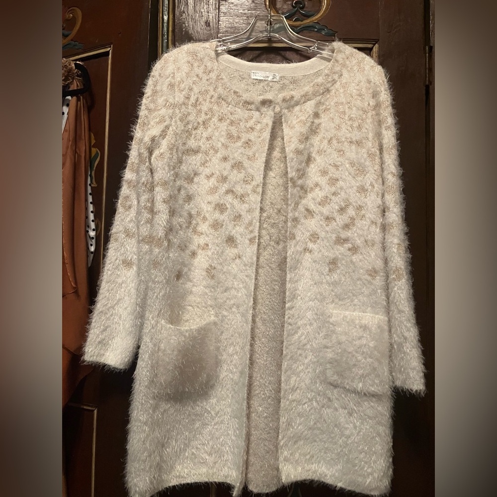 89th & Madison Classic Cream Textured Cardigan